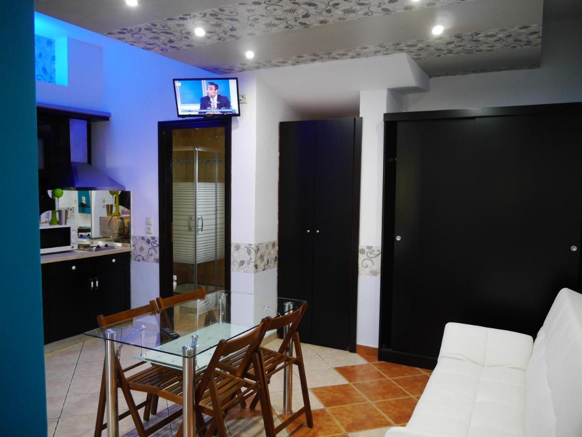 סקאלה פוטאמיאס Blue Sky Villas מראה חיצוני תמונה